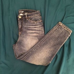Distressed Skinny Jeans